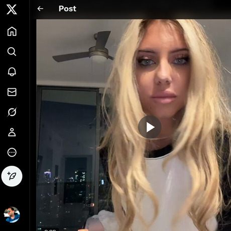 TaylorPeachXO