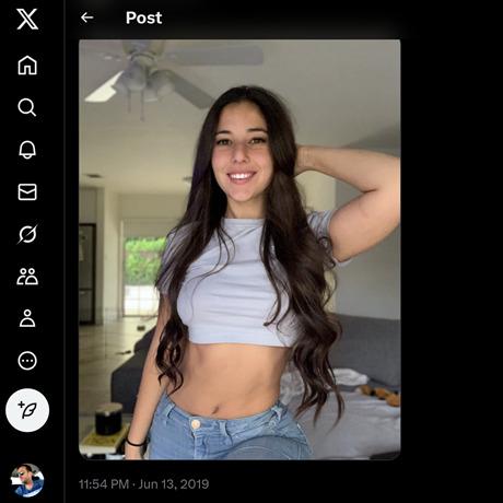 Angie Varona