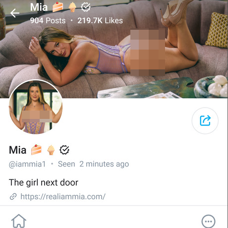 IAmMia1