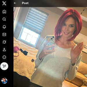 Anna Bell Peaks, Twitter Porn Accounts