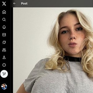 Zooemoore, Twitter Porn Accounts