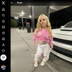 Kelsey Lawrence, Twitter Porn Accounts