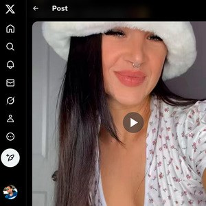 Evelin Stone, Twitter Porn Accounts