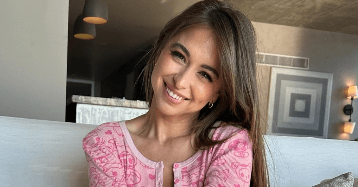 Best of pornstar Riley Reid creampie scenes 14 RileyReid7