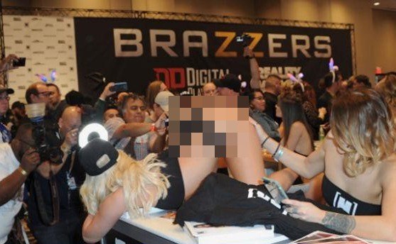 dfghf 1 blurred tmp